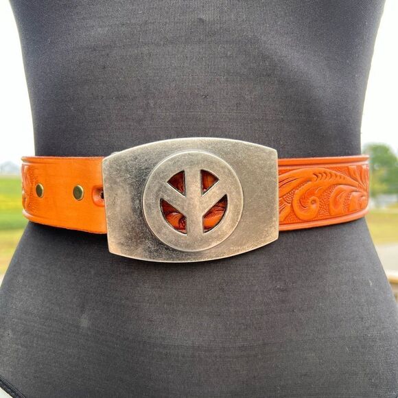 Western Style Tooled Leather Belt With Silver Peace Sign Unisex - Picture 1 of 8